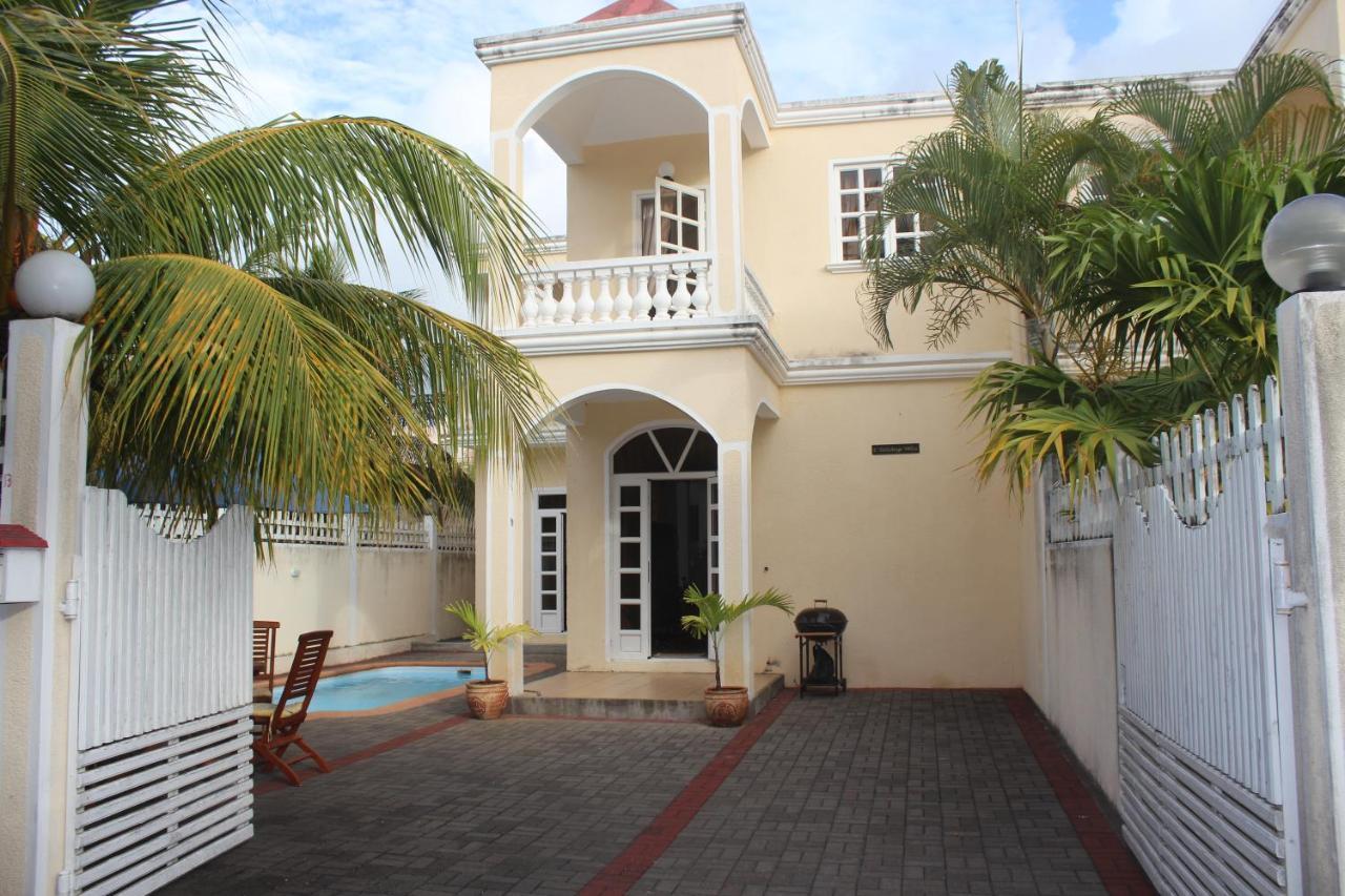 Villa Eholidays Pereybere Beach